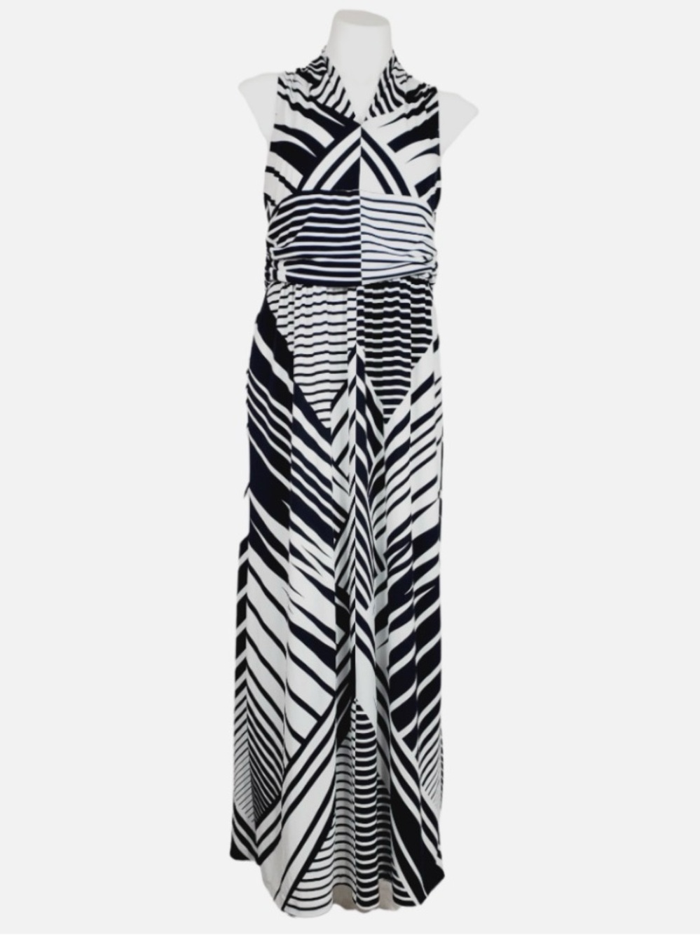 Chaus Black & White Maxi Dress